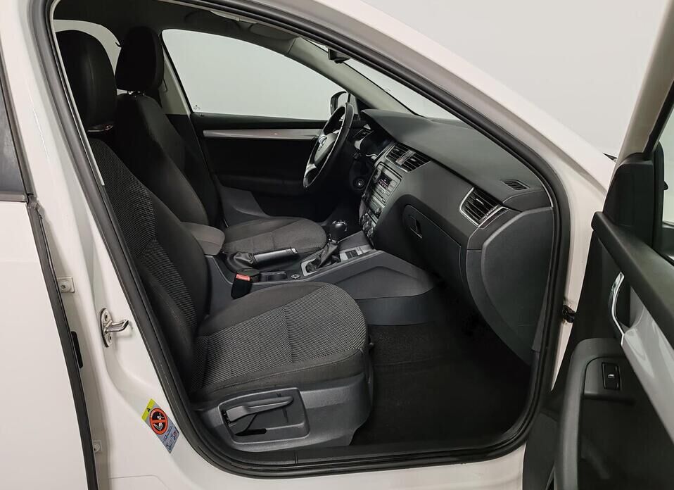 Skoda Octavia, III (A7) 1.4 AMT (140 л.с.)