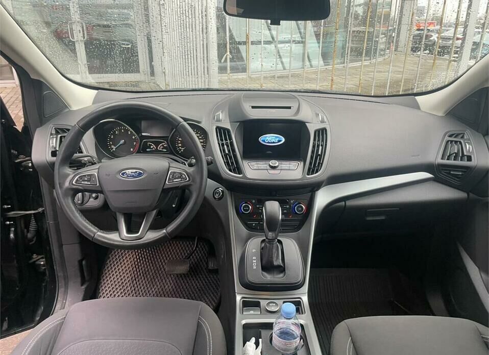 Ford Kuga 2.5 AT (150 л.с.)