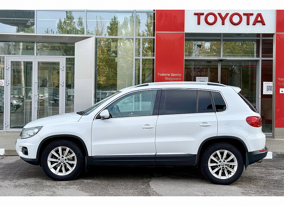 Volkswagen Tiguan, I Рестайлинг 2.0d AT (140 л.с.) 4WD