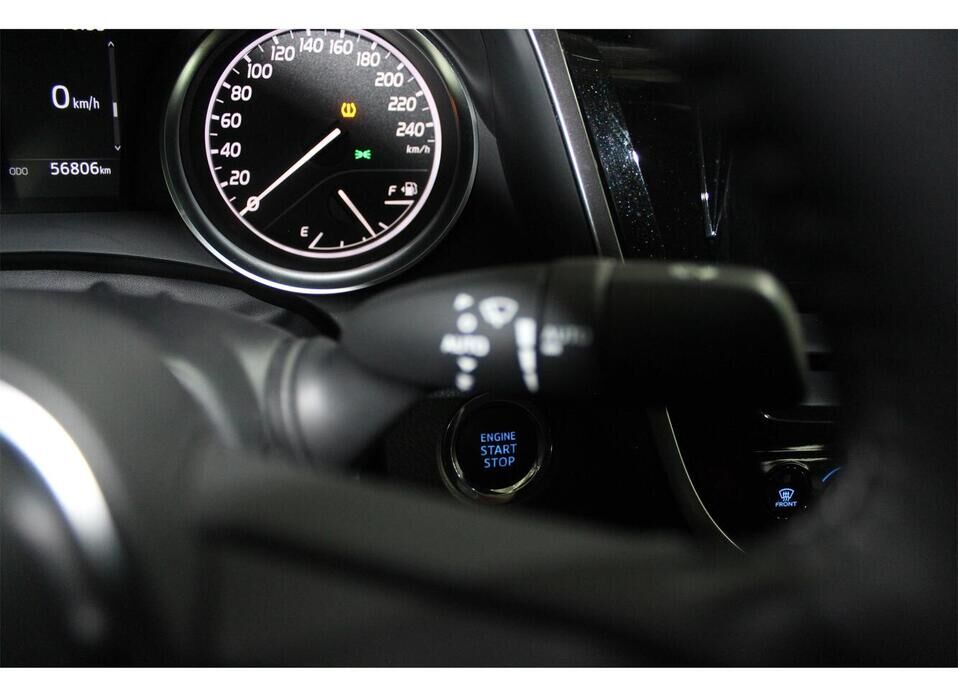Toyota Camry, VIII (XV70) Рестайлинг 2.0 CVT (150 л.с.)
