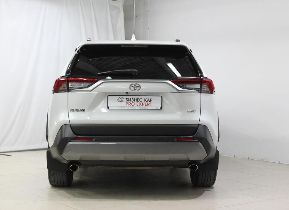 Toyota RAV4 2.5 AT (199 л.с.) 4WD