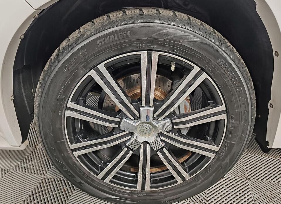 Lexus LX 450d 4.5d AT (272 л.с.) 4WD
