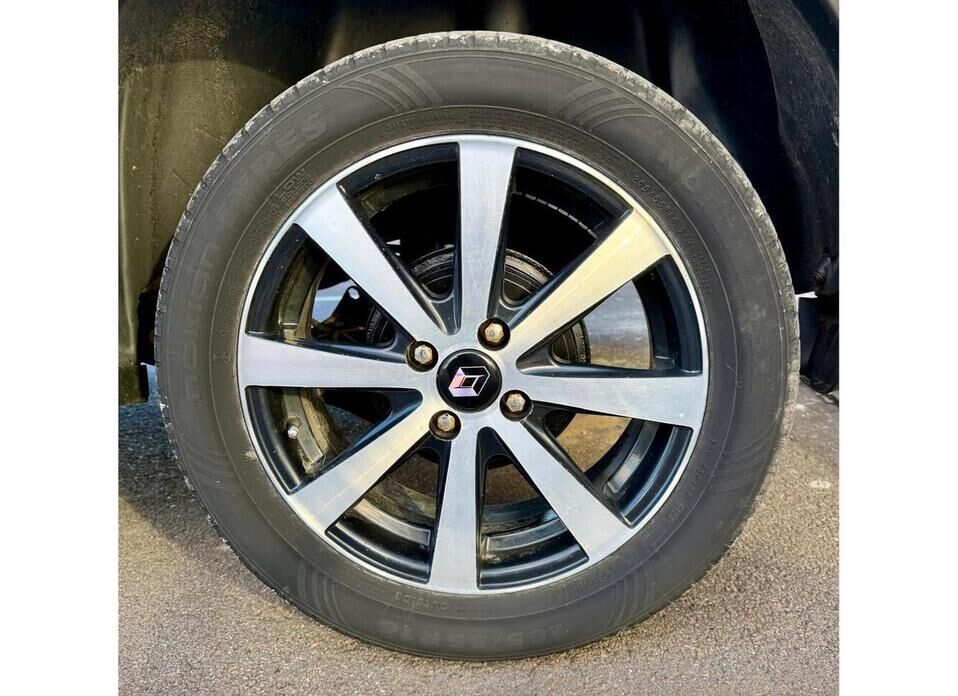 Renault Sandero, II Stepway 1.6 MT (113 л.с.)