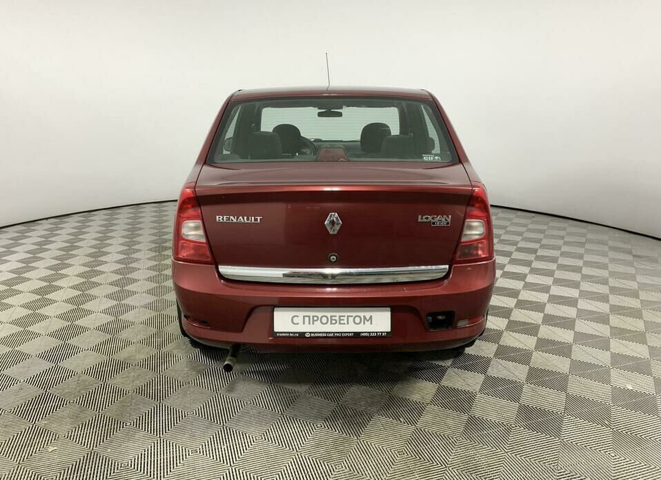 Renault Logan 1.6 MT (102 л.с.)