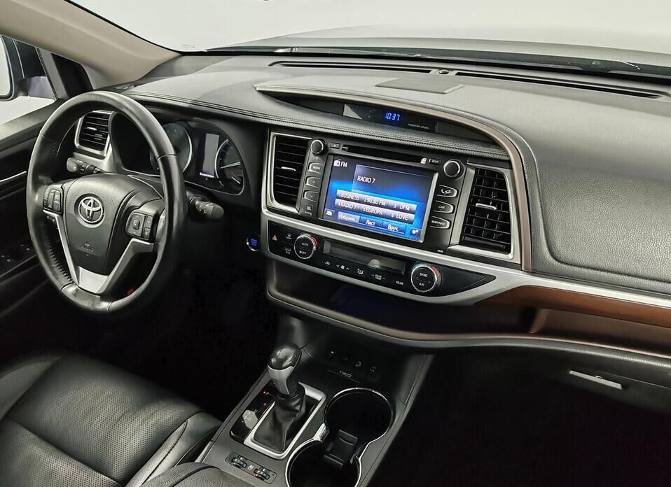 Toyota Highlander 3.5 AT (249 л.с.) 4WD