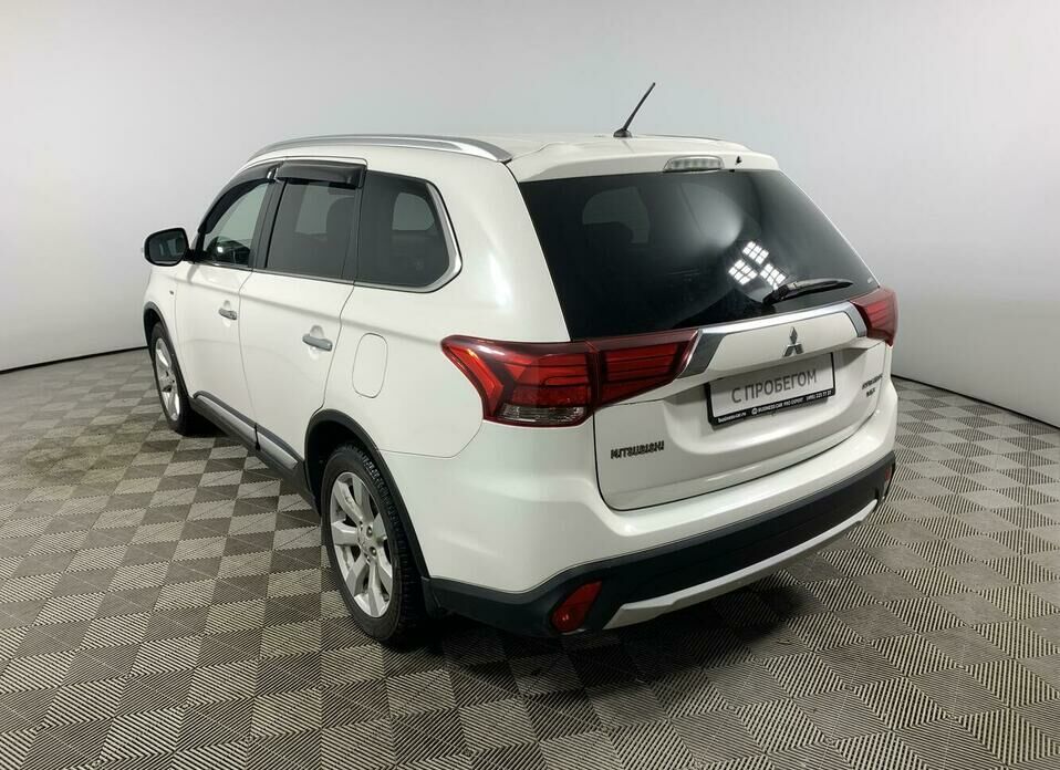 Mitsubishi Outlander 3.0 AT (227 л.с.) 4WD