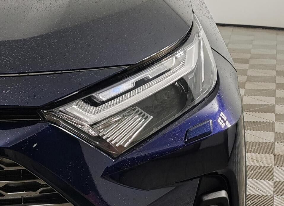 Toyota RAV4, V (XA50) 2.0 CVT (173 л.с.) 4WD