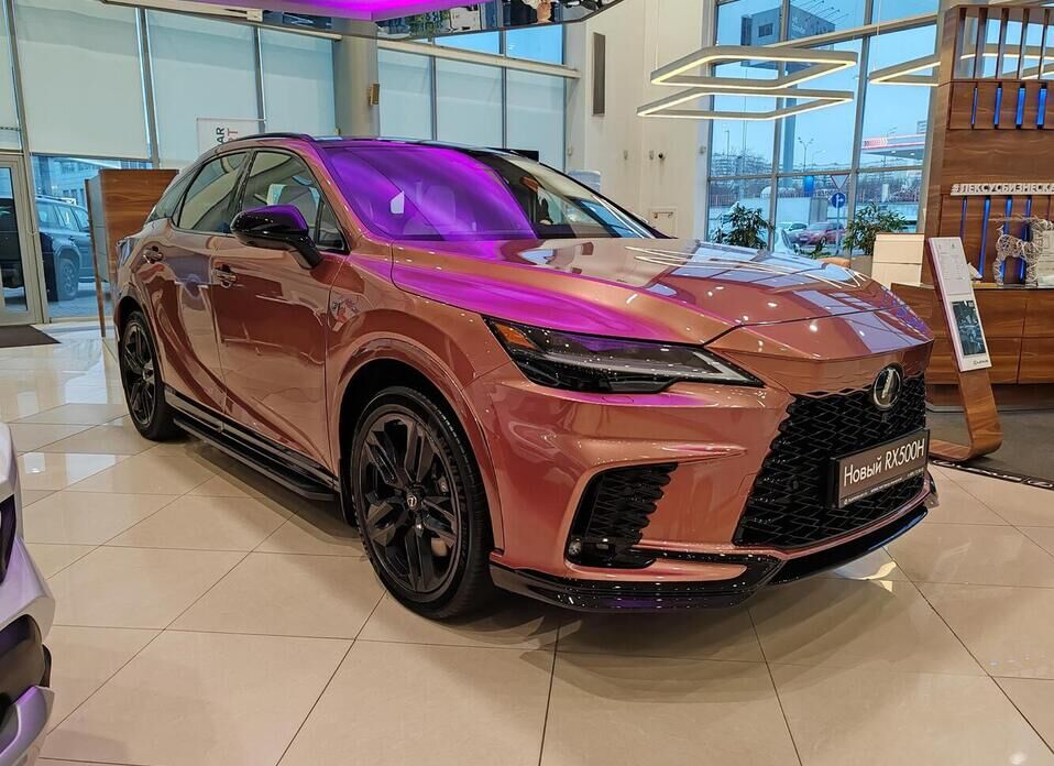 Lexus RX, V 500h 2.4hyb AT (371 л.с.) 4WD