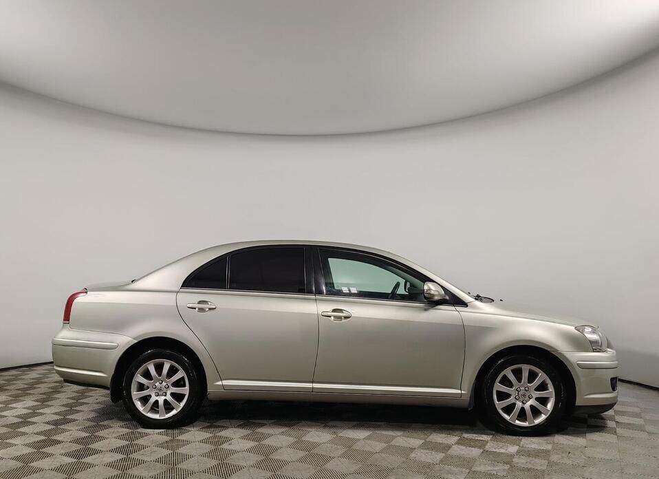 Toyota Avensis, II Рестайлинг 1.8 MT (129 л.с.)
