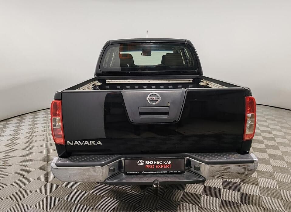 Nissan Navara (Frontier), III (D40) 2.5d AT (174 л.с.) 4WD