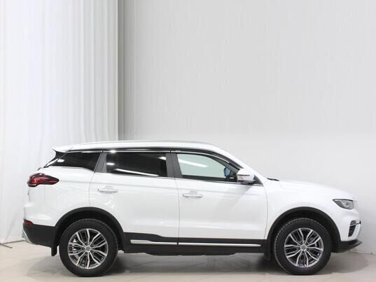 Geely Atlas Pro, 2023&nbsp;г., 39&nbsp;776&nbsp;км