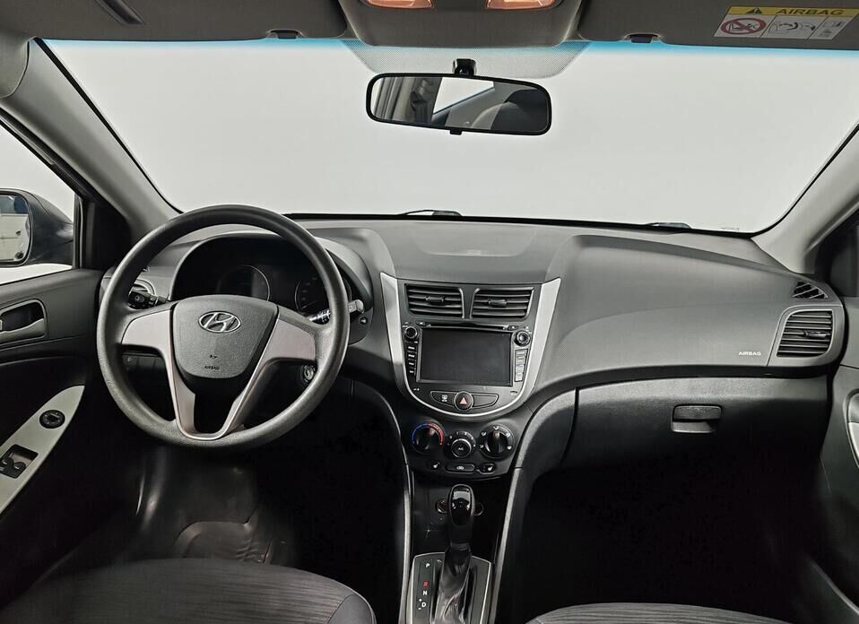 Hyundai Solaris, I Рестайлинг 1.6 AT (123 л.с.)