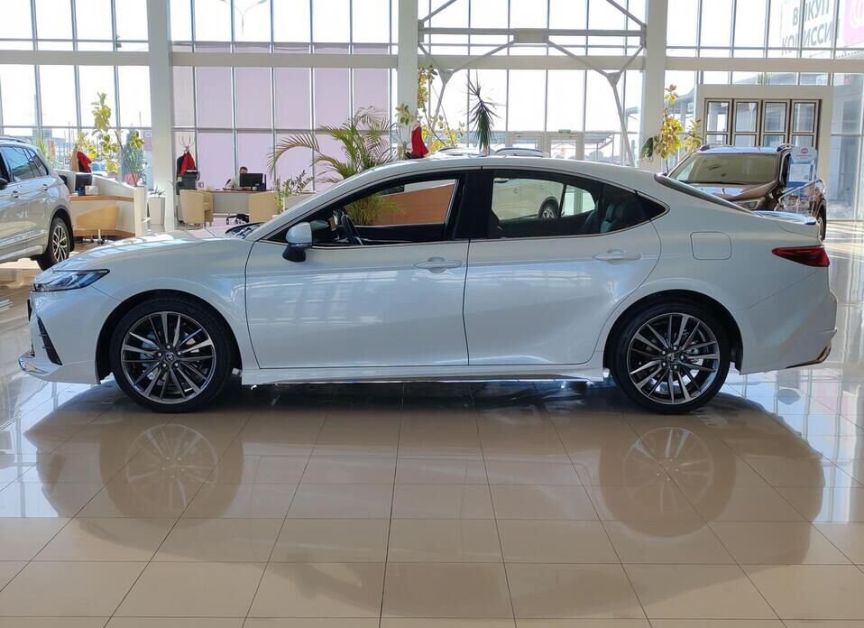 Toyota Camry, IX (XV80) China Market 2.0hyb CVT (197 л.с.)