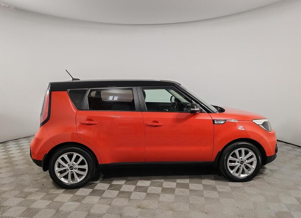 Kia Soul 1.6 AT (132 л.с.)