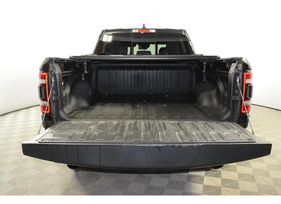 RAM 1500, V Quad Cab eTorque 5.7 AT (395 л.с.) 4WD