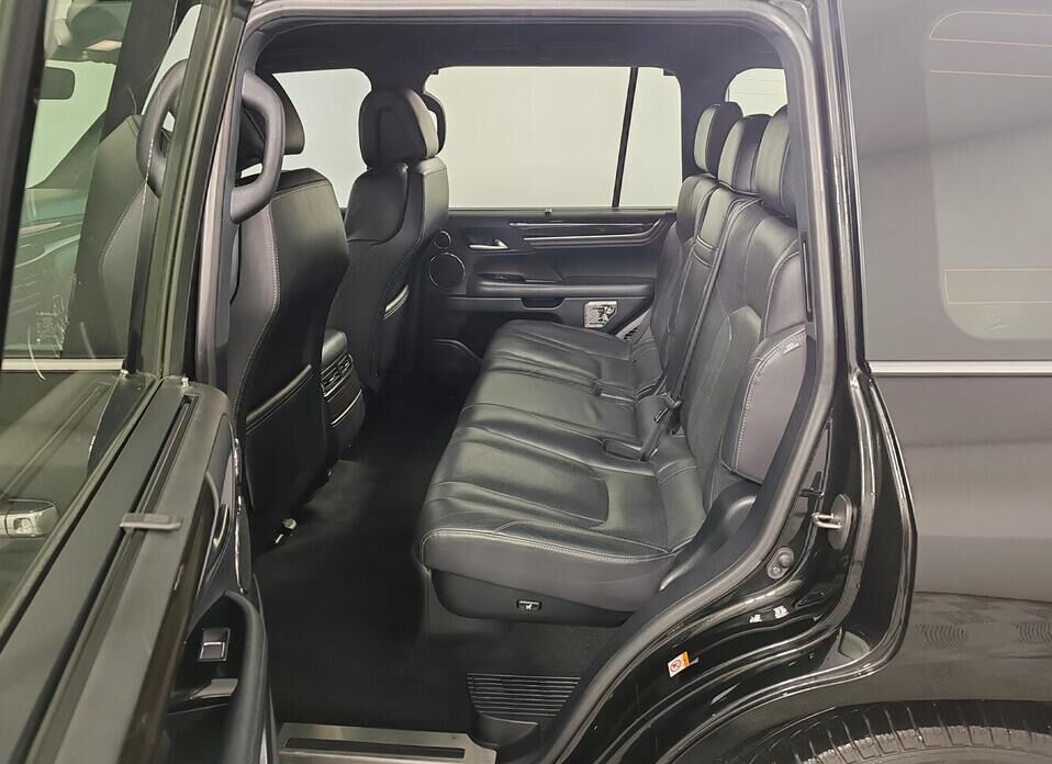 Lexus LX, III Рестайлинг 2 450d 4.5d AT (272 л.с.) 4WD