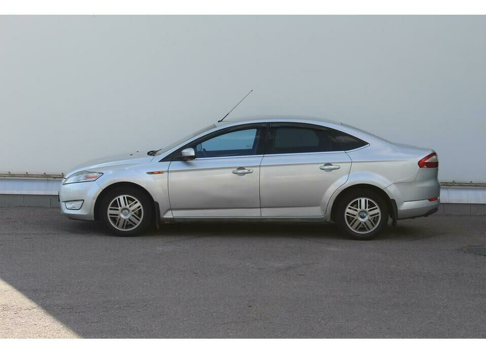 Ford Mondeo 2.3 AT (161 л.с.)