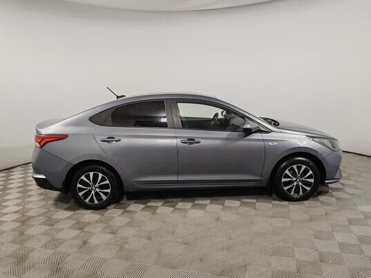 Hyundai Solaris, 2020&nbsp;г., 122&nbsp;113&nbsp;км