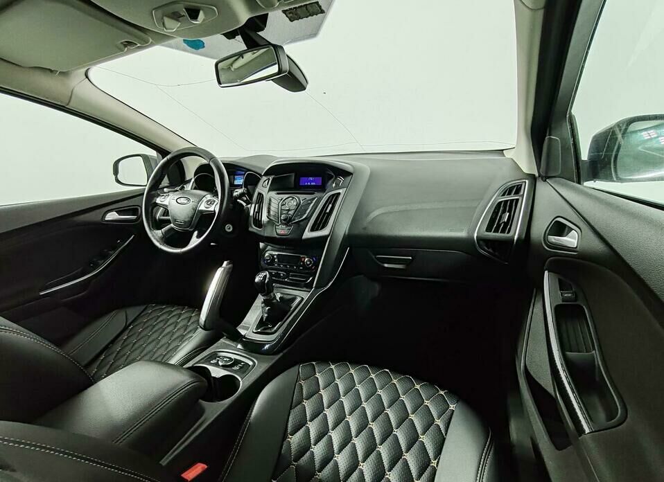 Ford Focus 1.6 MT (125 л.с.)