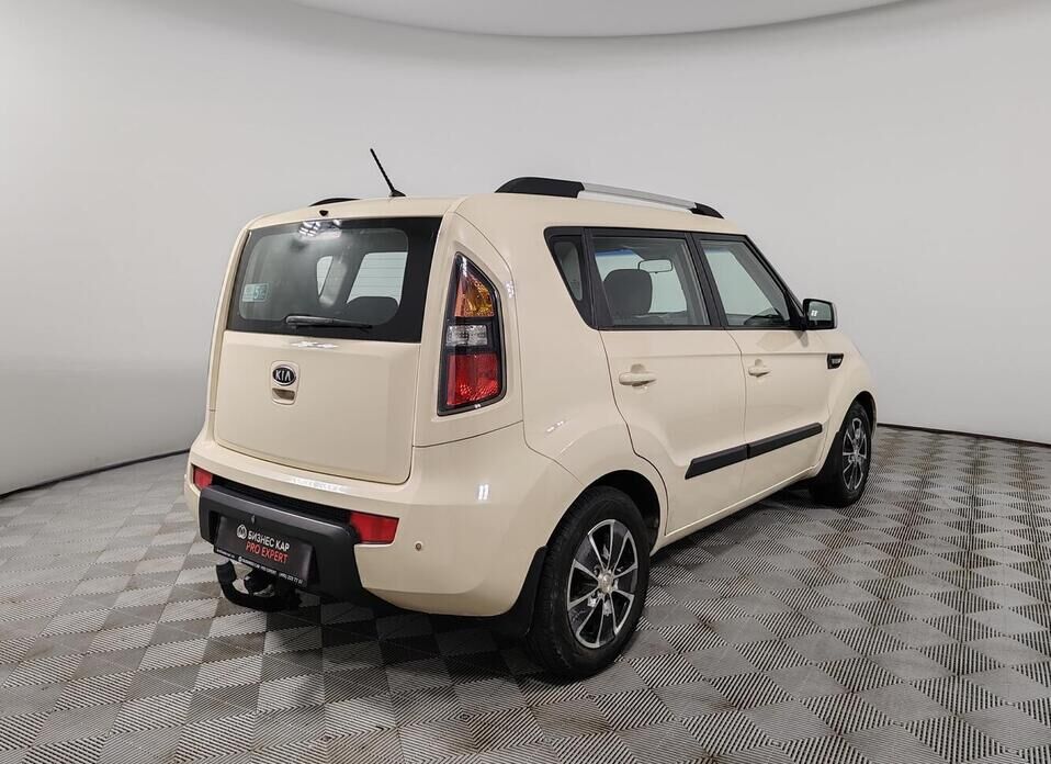 Kia Soul, I 1.6d AT (128 л.с.)