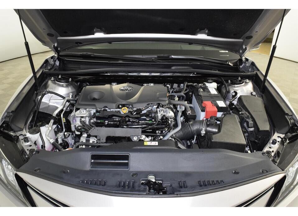 Toyota Camry, VIII (XV70) Рестайлинг 2.5 AT (209 л.с.)