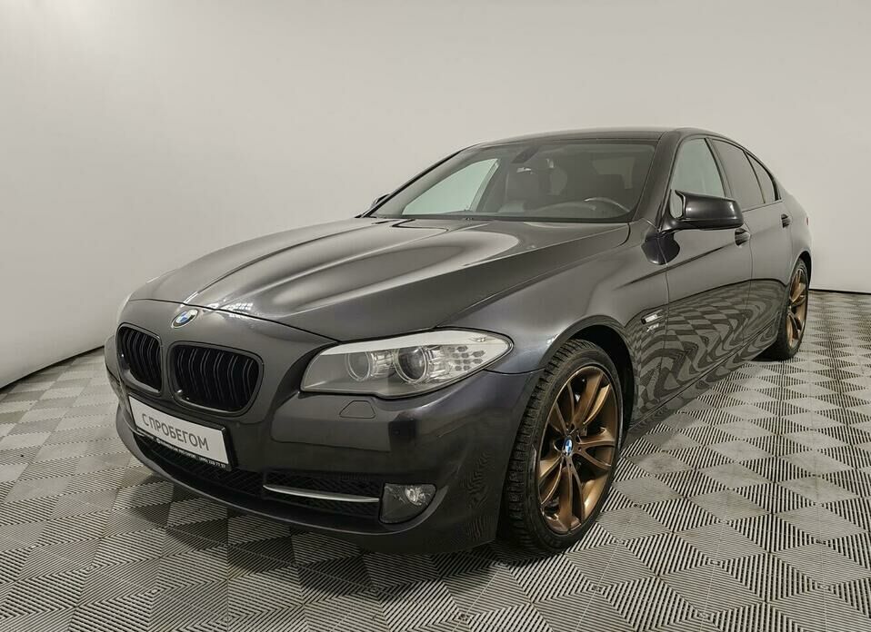 BMW 5 серии 528i 3.0 AT (258 л.с.) 4WD