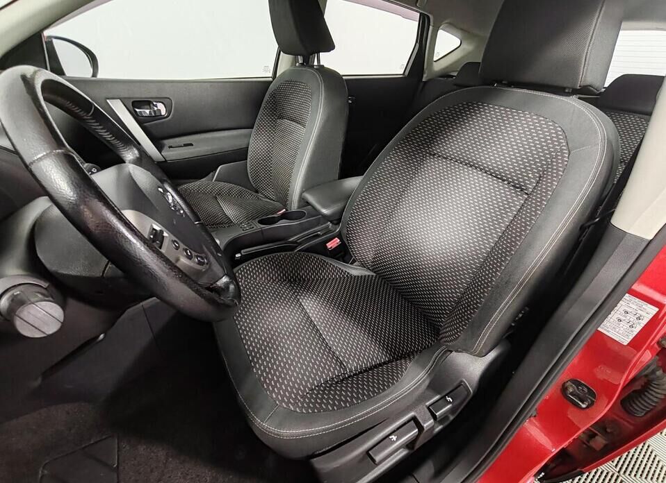 Nissan Qashqai, I 2.0 CVT (141 л.с.)