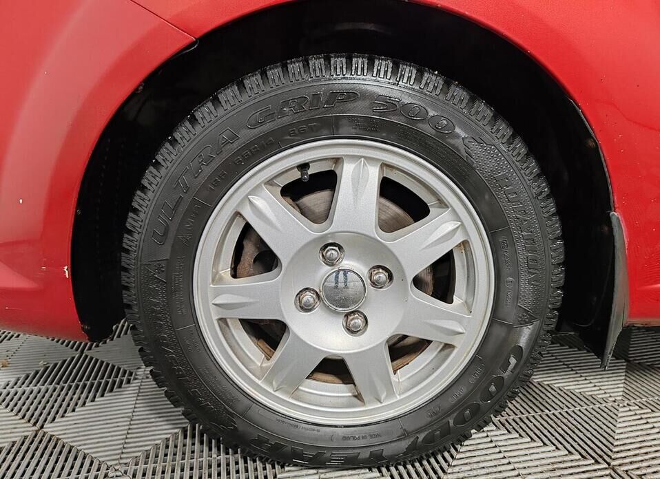 Kia Rio, II Рестайлинг 1.4 AT (95 л.с.)