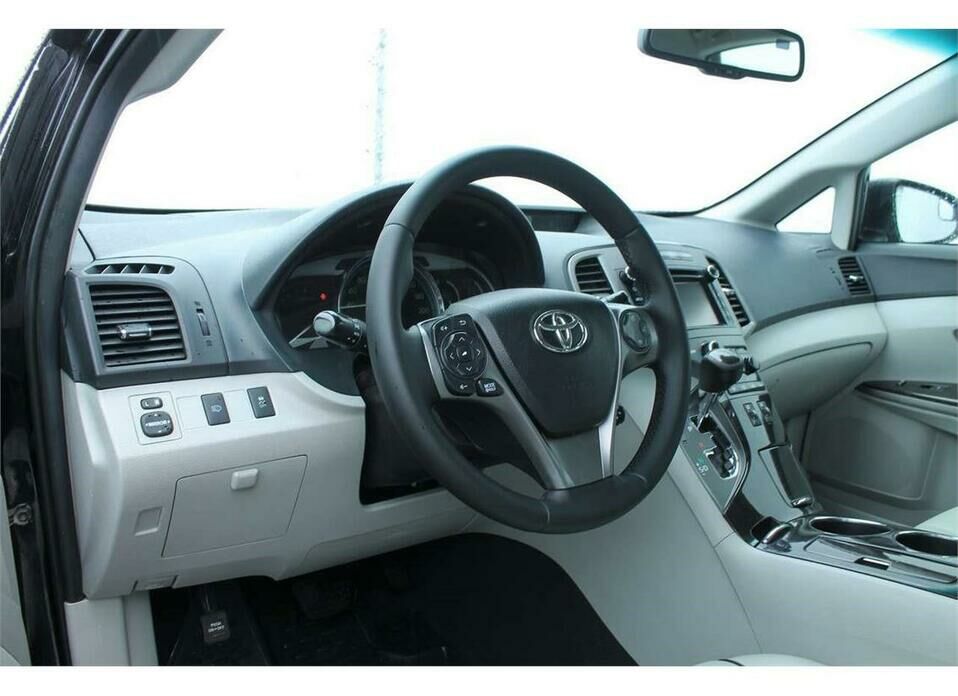 Toyota Venza 2.7 AT (185 л.с.) 4WD