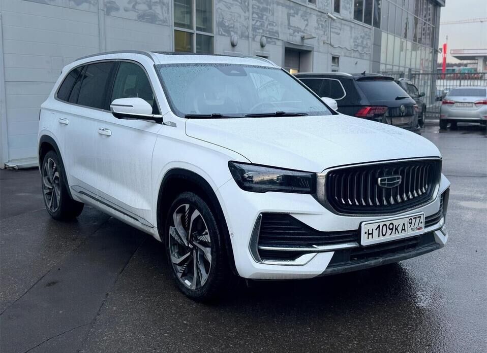 Geely Monjaro 2.0 AT (238 л.с.) 4WD