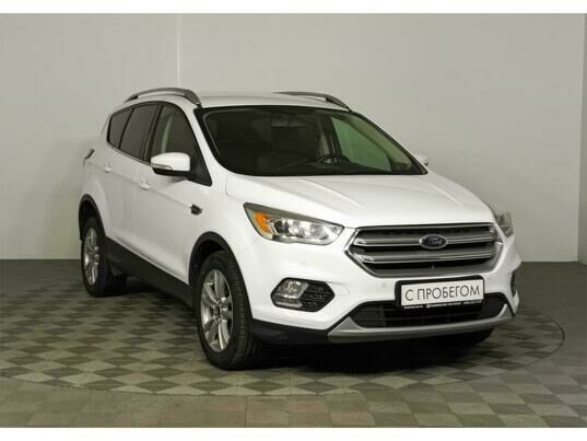 Ford Kuga, 2017 г., 166 112 км