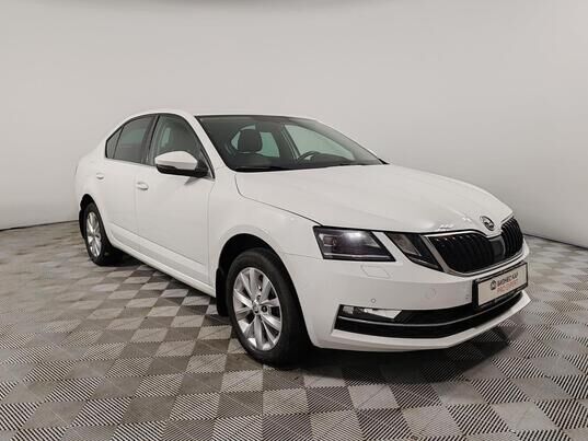 Skoda Octavia, 2020&nbsp;г., 61&nbsp;204&nbsp;км