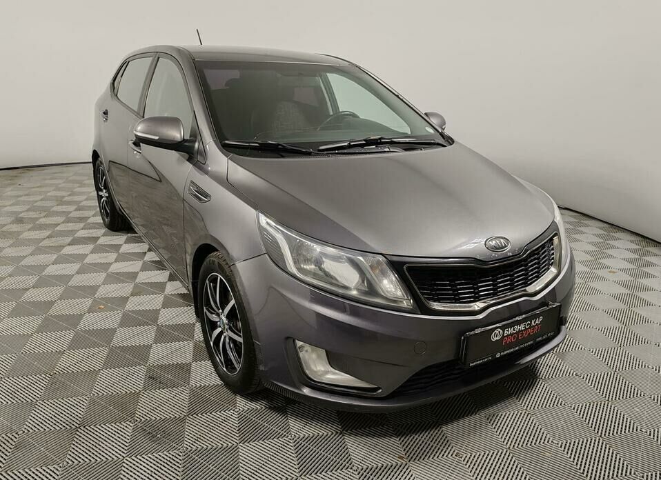Kia Rio 4-speed 1.6 AT (123 л.с.)