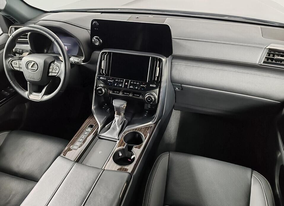 Lexus LX, IV 600 3.5 AT (415 л.с.) 4WD