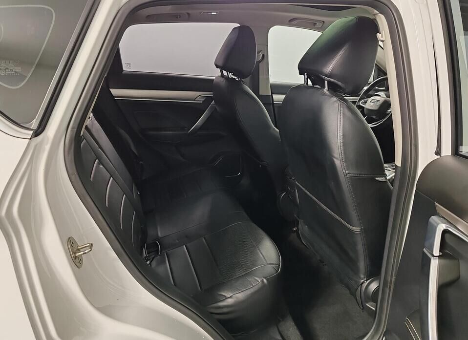 Geely Coolray, I 1.5 AMT (150 л.с.)