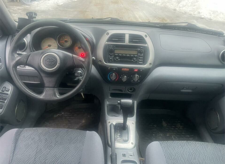 Toyota RAV4 2.0 AT (150 л.с.) 4WD