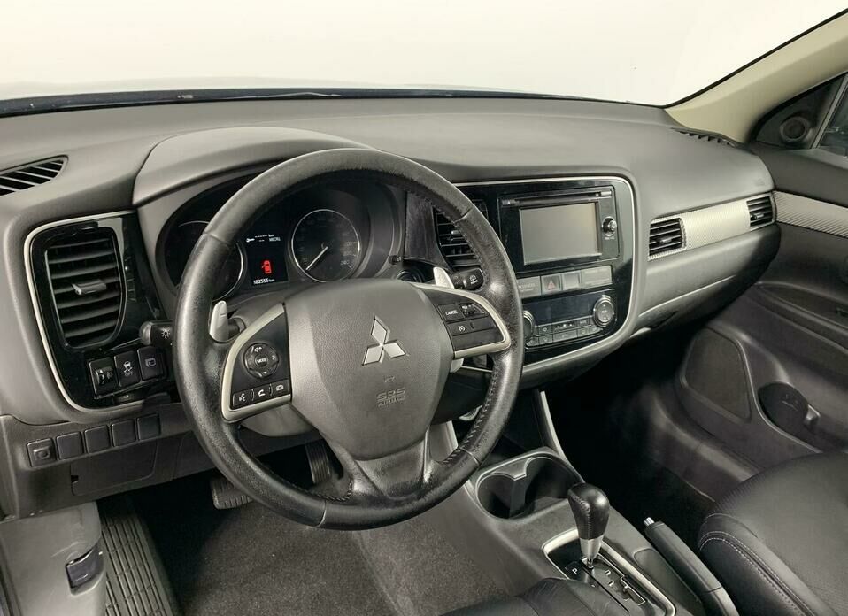 Mitsubishi Outlander 2.0 CVT (147 л.с.) 4WD