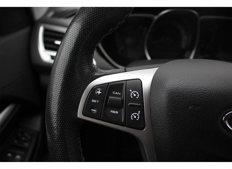 LADA (ВАЗ) Vesta, I SW 1.6 CVT (113 л.с.)