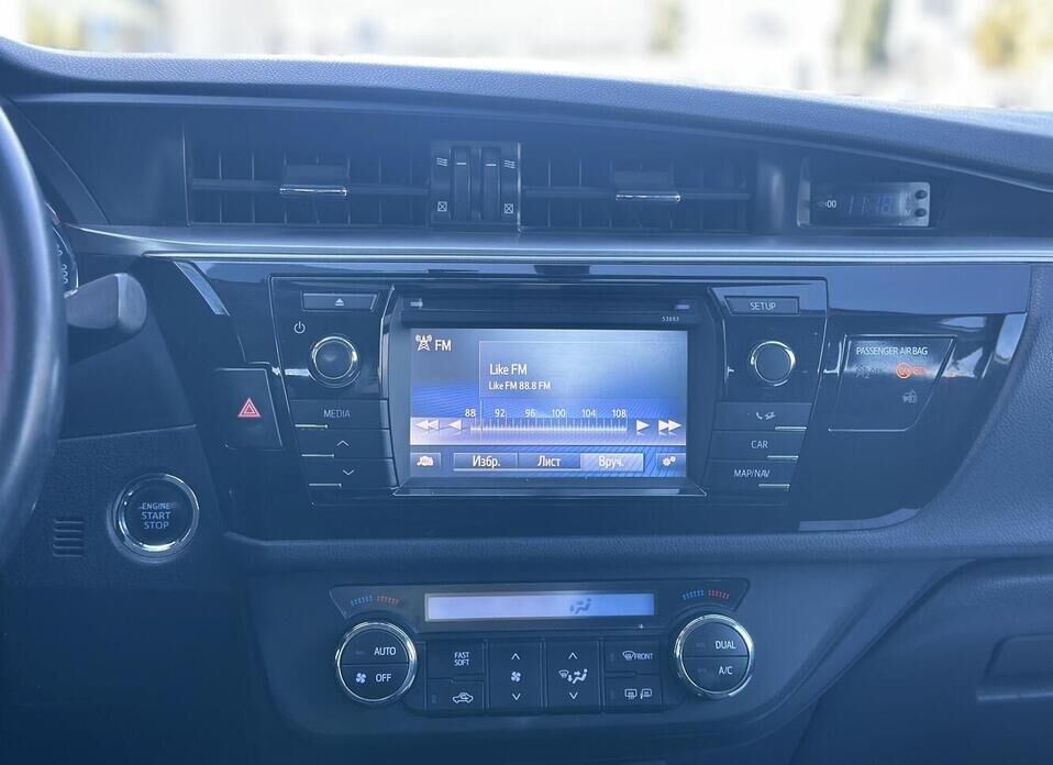 Toyota Corolla, XI (E160, E170, E180) 1.6 CVT (122 л.с.)