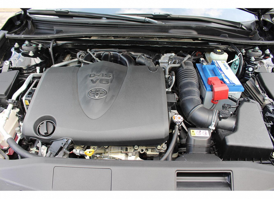 Toyota Camry, VIII (XV70) Рестайлинг 3.5 AT (249 л.с.)