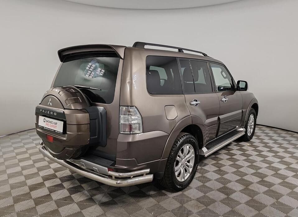 Mitsubishi Pajero 3.0 AT (178 л.с.) 4WD