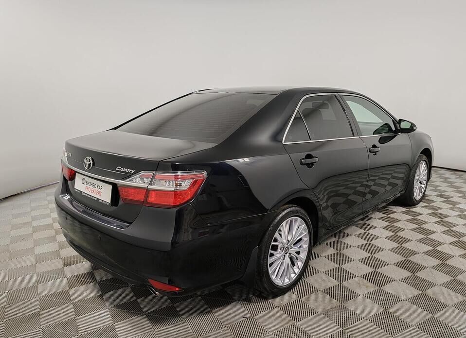 Toyota Camry 2.5 AT (181 л.с.)