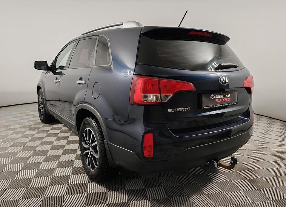 Kia Sorento, II Рестайлинг 2.4 AT (175 л.с.) 4WD