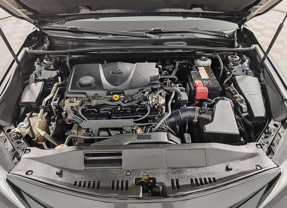 Toyota Camry, VIII (XV70) Рестайлинг 2.5 AT (200 л.с.)