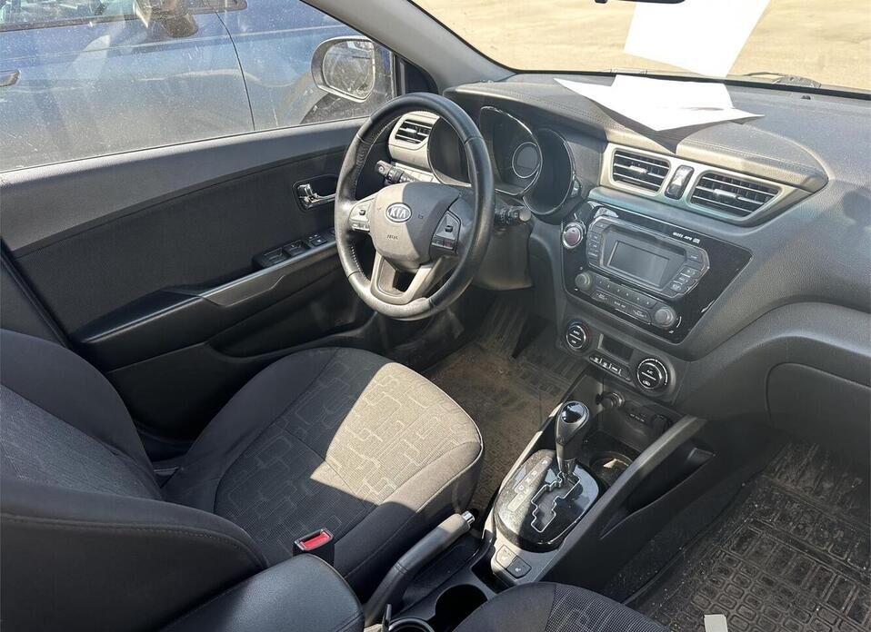 Kia Rio, III 4-speed 1.6 AT (123 л.с.)