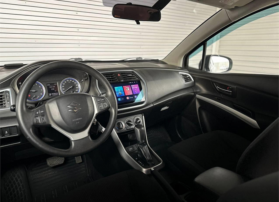 Suzuki SX4, II (S-Cross) Рестайлинг 1.6 AT (117 л.с.)