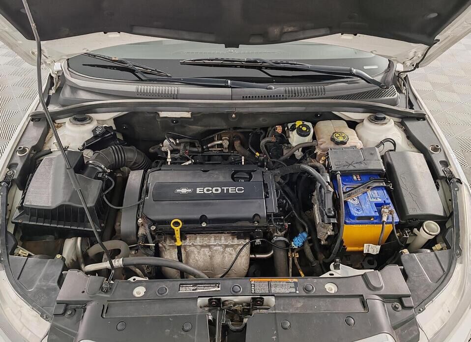 Chevrolet Cruze 1.8 AT (141 л.с.)