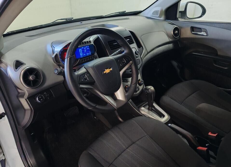 Chevrolet Aveo, II 1.6 AT (115 л.с.)