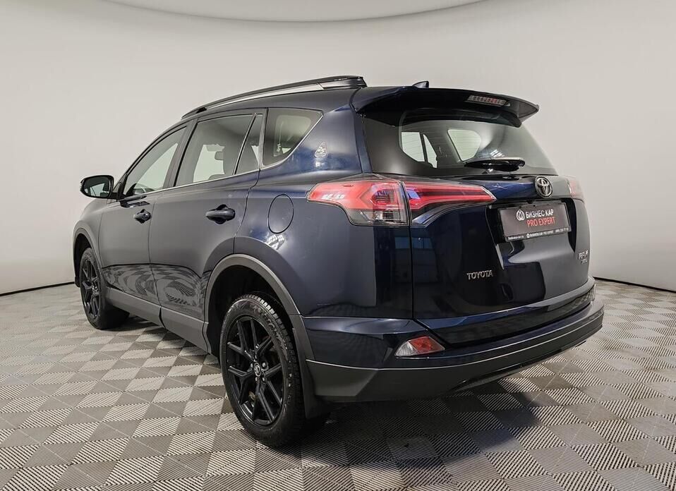 Toyota RAV4, IV (XA40) Рестайлинг 2.0 CVT (146 л.с.) 4WD