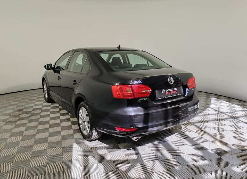 Volkswagen Jetta, VI 1.4 AMT (122 л.с.)